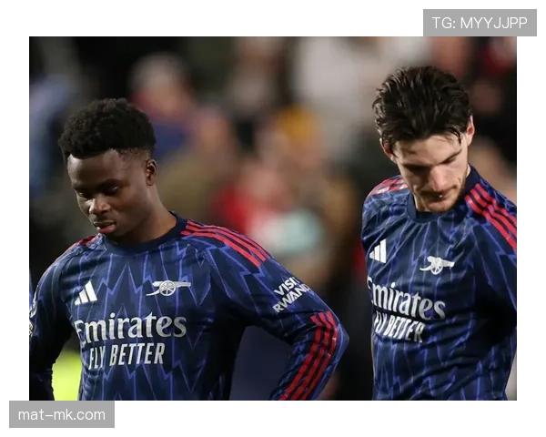 阿森纳争冠形势承压:战术依赖明显,阵容深度不足逐步体现